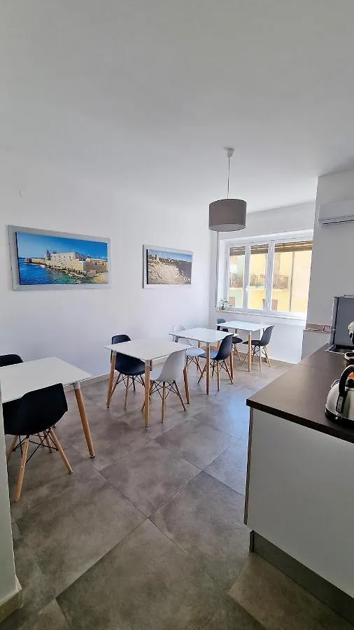 Agora Bed & Breakfast Syracuse 0*,