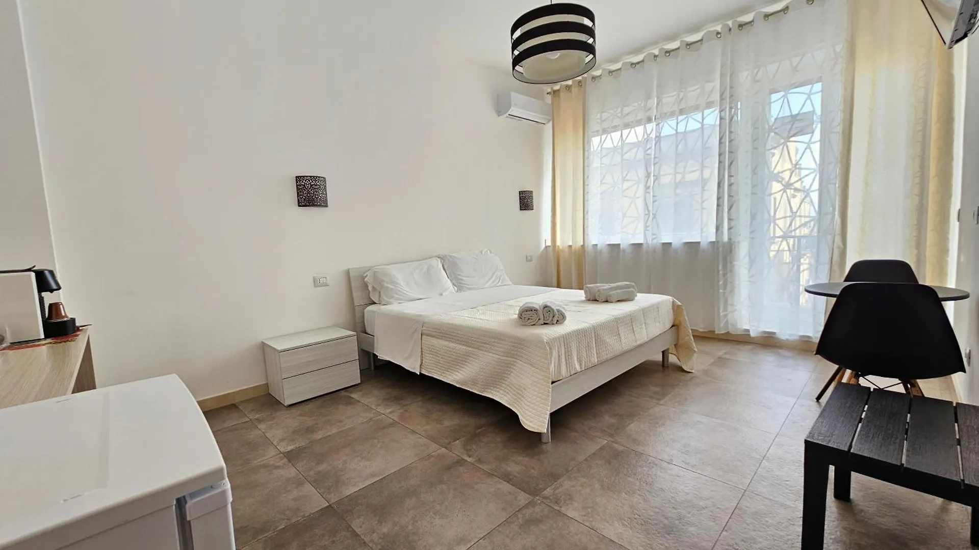 Agora Bed & Breakfast Syracuse